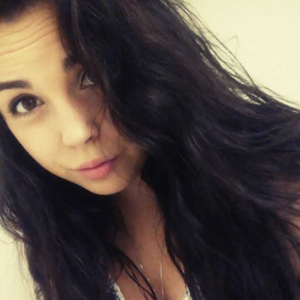 Meet your Posher, Becky